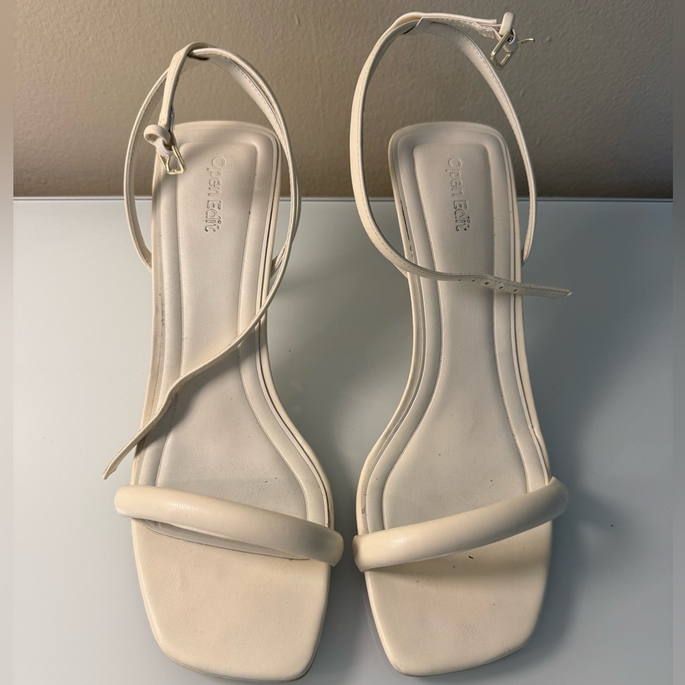 Women's Cream Sandals